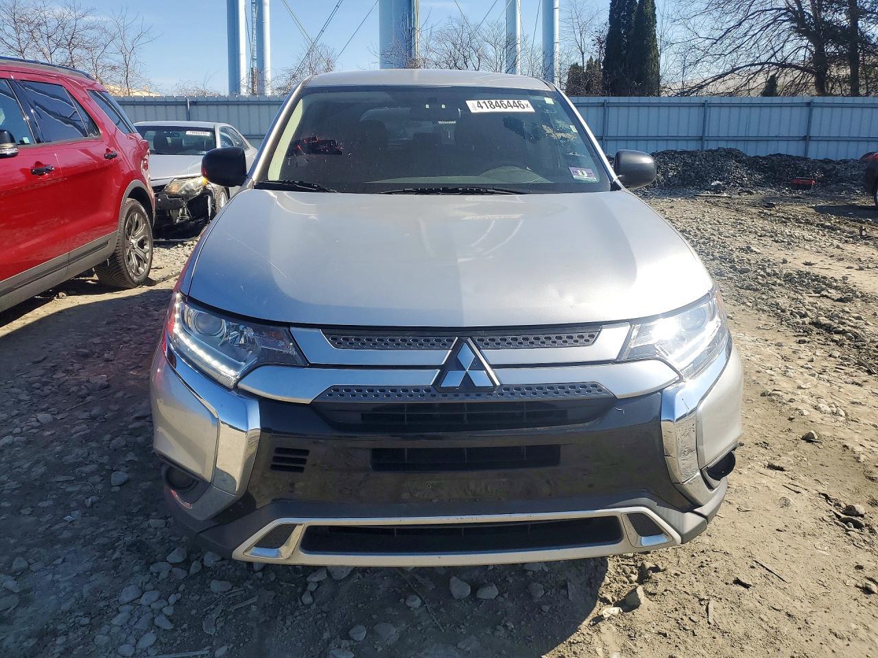 2019 Mitsubishi Outlander Es - zdjęcie 5