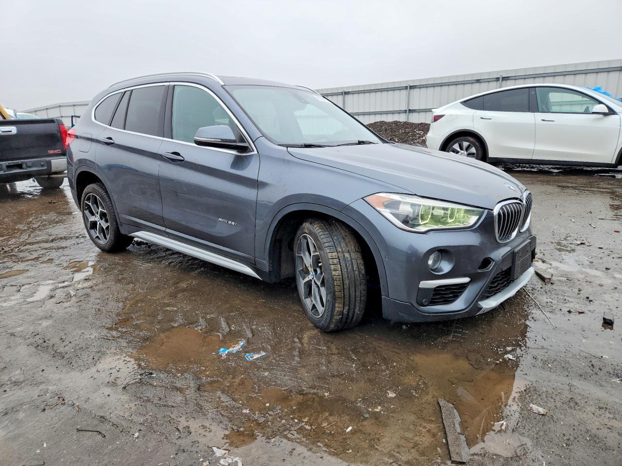 2016 BMW X1 xDrive28I - zdjęcie 4