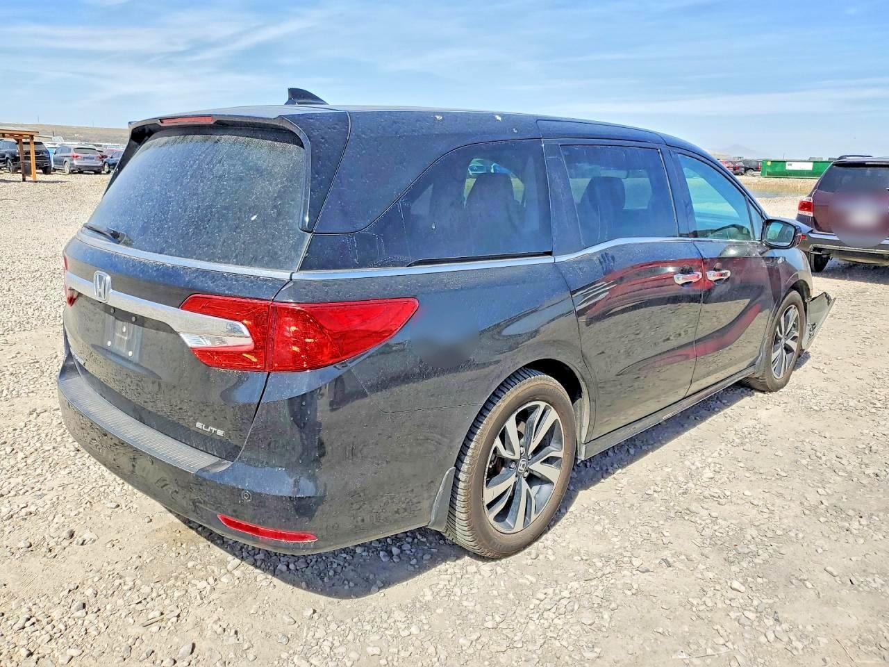 2018 Honda Odyssey Elite - zdjęcie 3