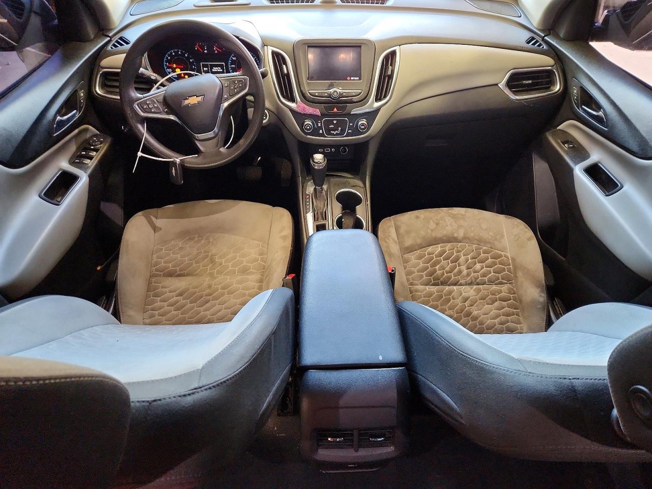 2020 Chevrolet Equinox Ls - zdjęcie 8