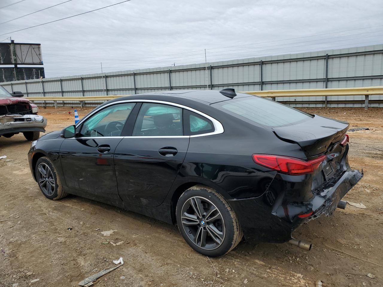 2023 BMW 228Xi - zdjęcie 2