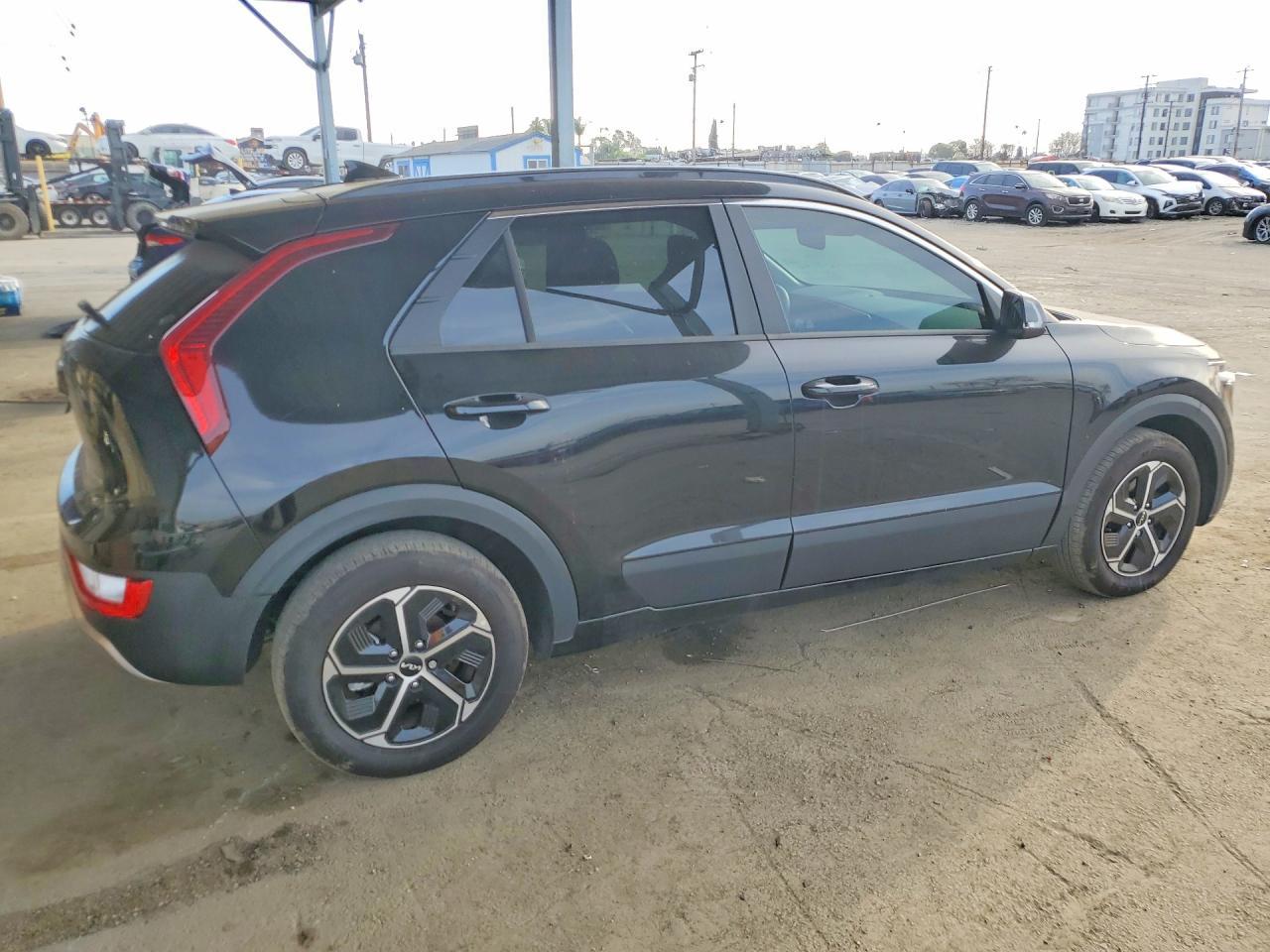 2025 Kia Niro Ex - zdjęcie 3