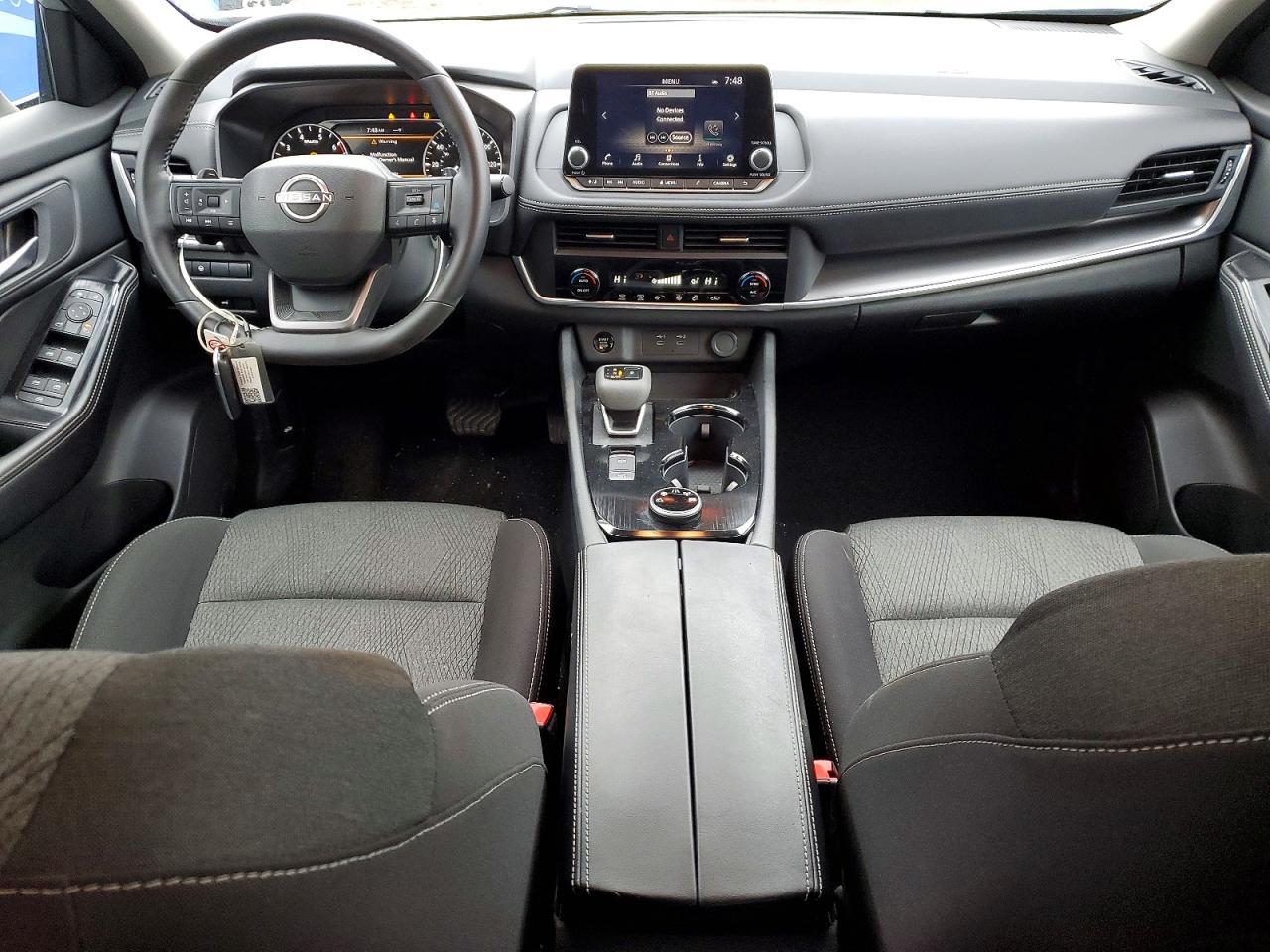 2025 Nissan Rogue Sv - zdjęcie 8