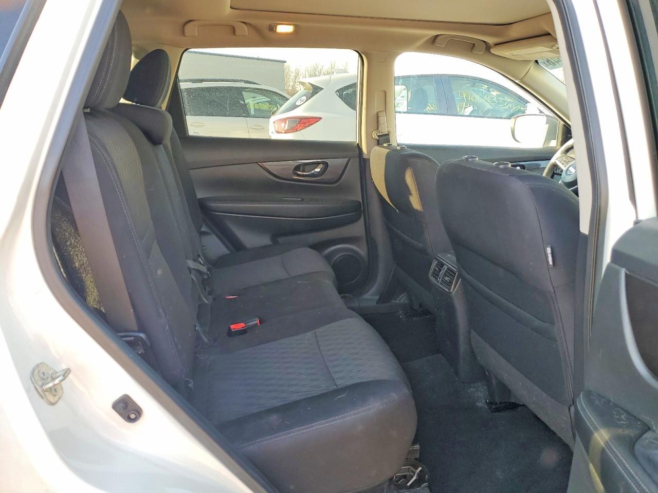 2020 Nissan Rogue S - zdjęcie 11