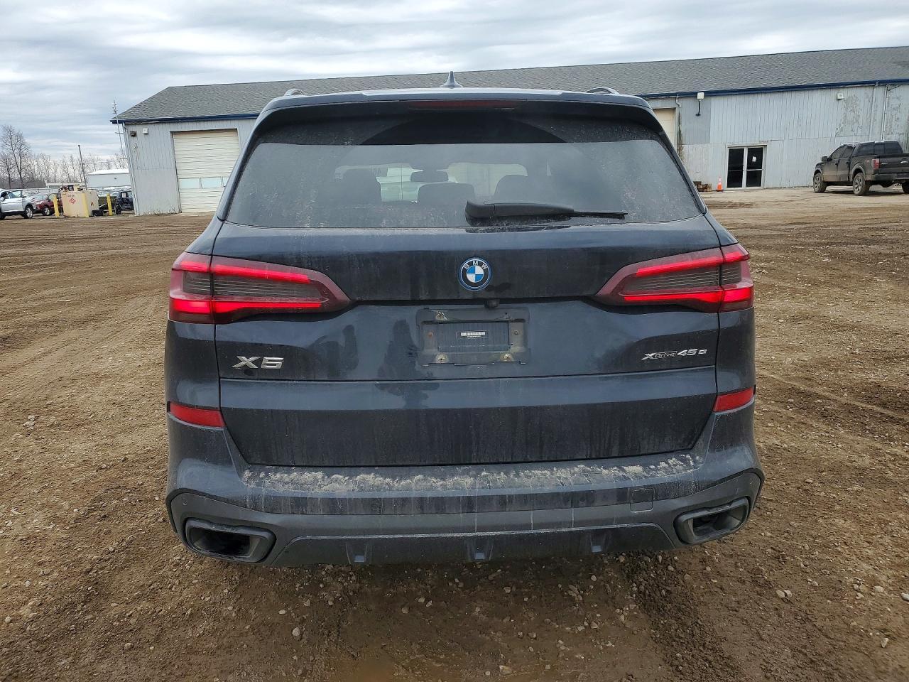 2023 BMW X5 - zdjęcie 6