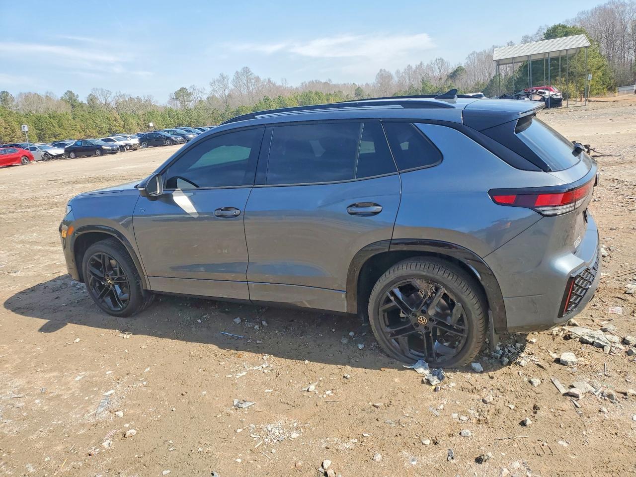 2026 Volkswagen Tiguan Se R-Line Black - zdjęcie 2