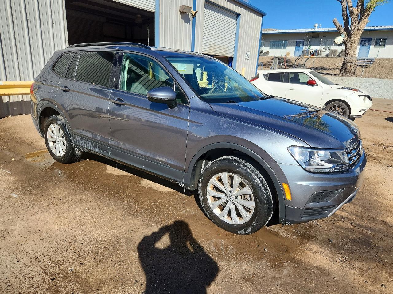 2020 Volkswagen Tiguan S - zdjęcie 4