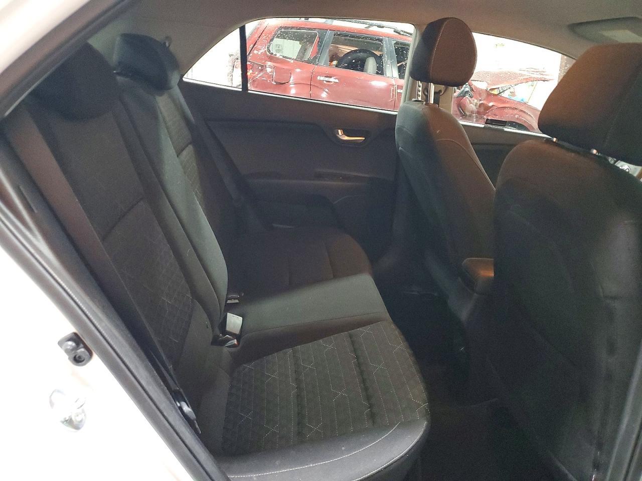 2021 Kia Rio 5-Door S - zdjęcie 10