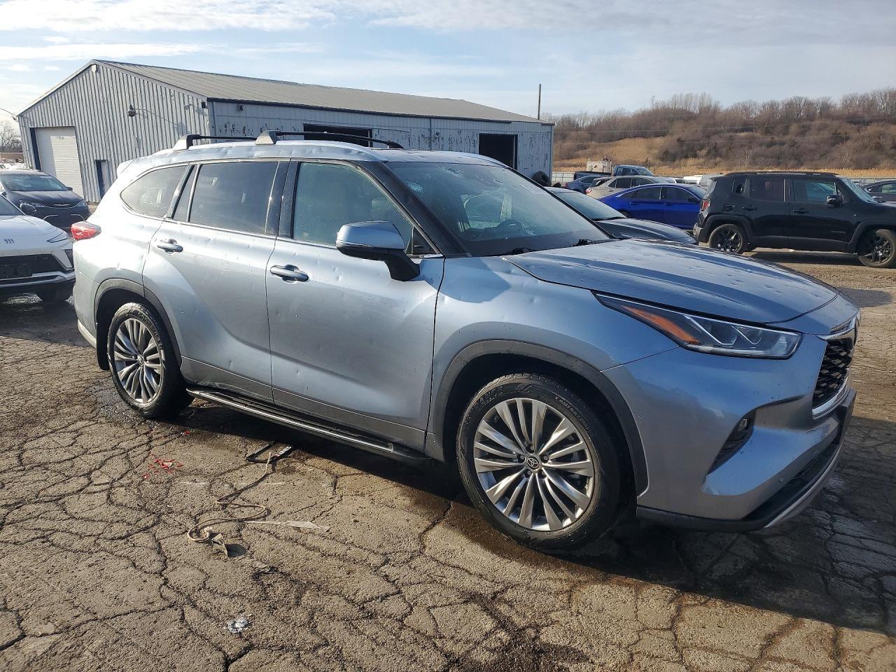 2020 Toyota Highlander Platinum - zdjęcie 4