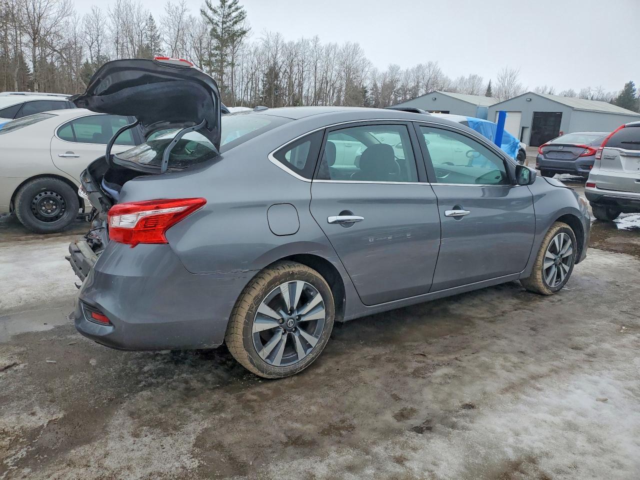 2019 Nissan Sentra Sv - zdjęcie 3