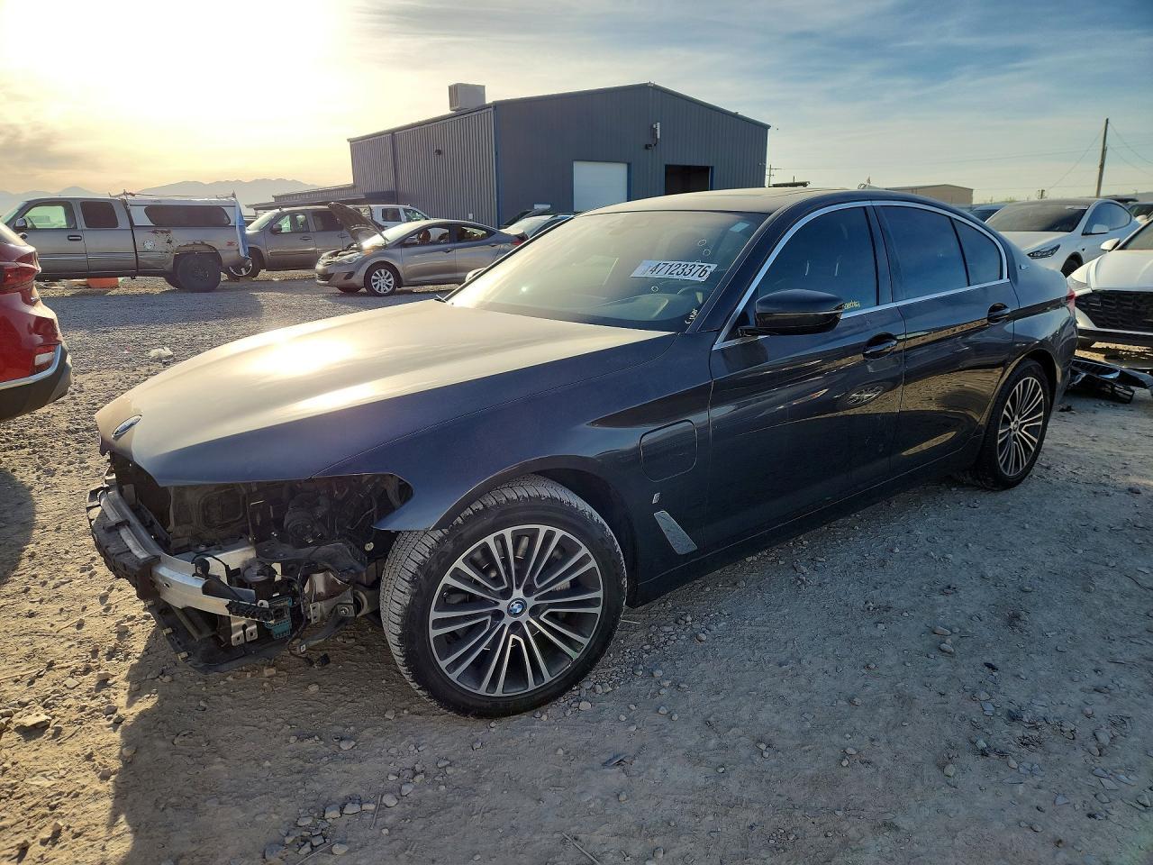 2019 BMW 530E - zdjęcie główne