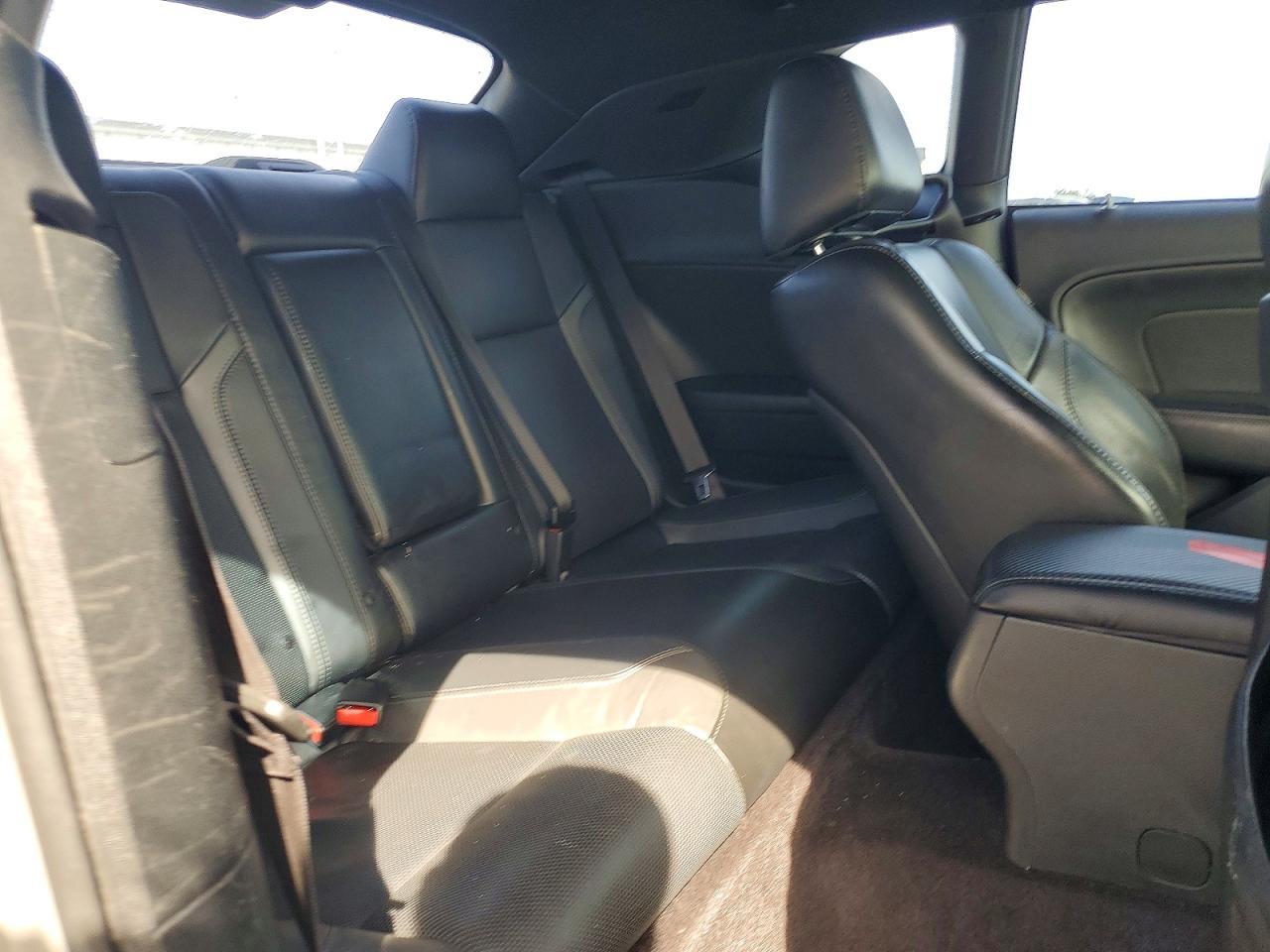 2017 Dodge Challenger Sxt - zdjęcie 10