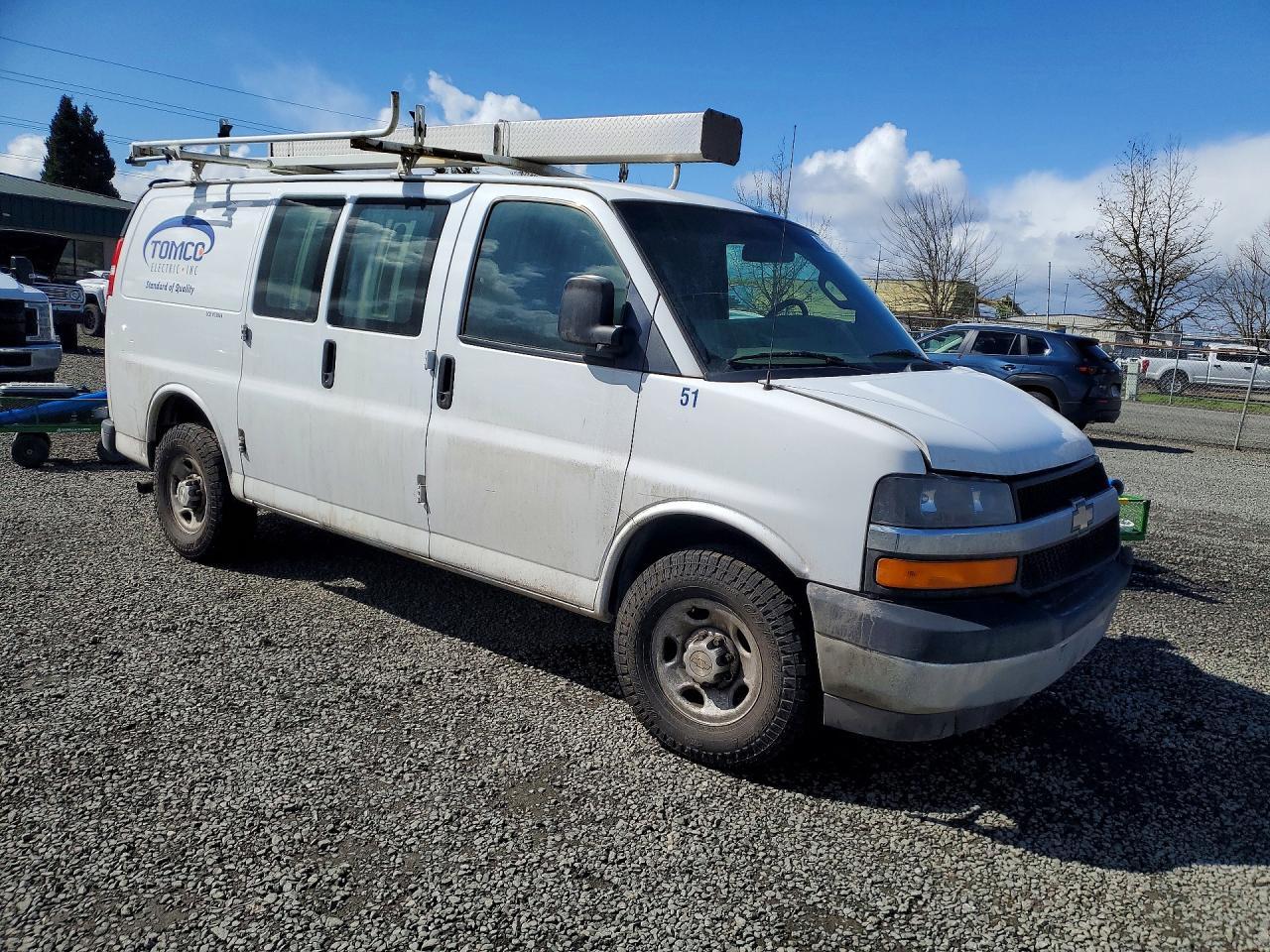 2017 Chevrolet Express G2500 - zdjęcie 4