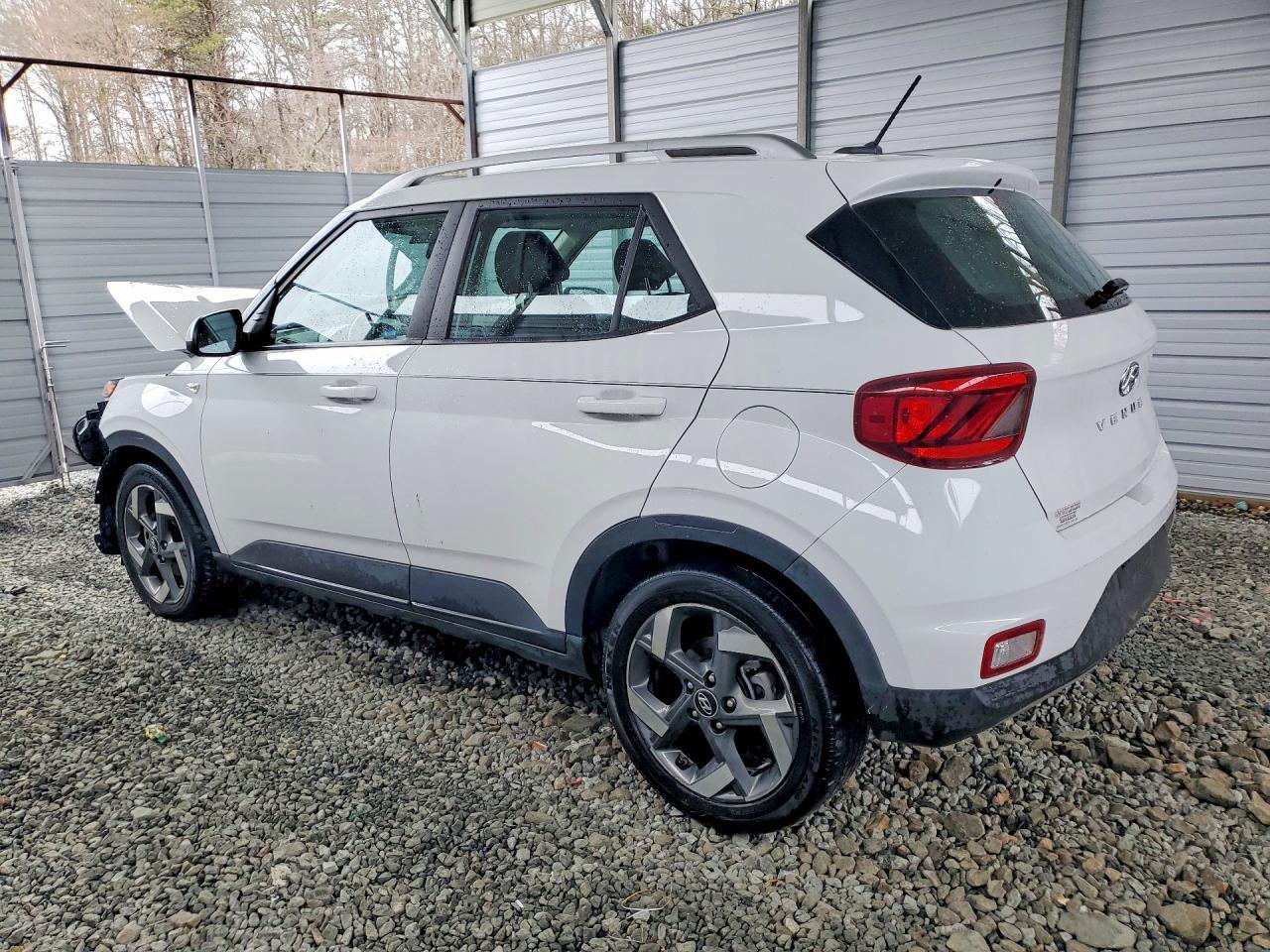 2023 Hyundai Venue Sel - zdjęcie 2