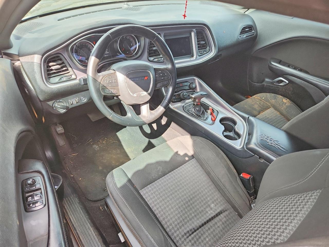 2020 Dodge Challenger Sxt - zdjęcie 8