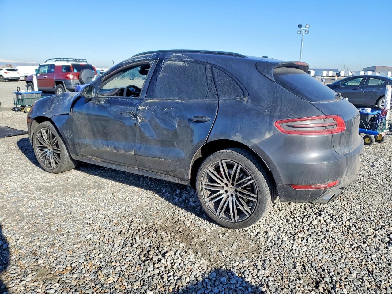2017 Porsche Macan Turbo - zdjęcie 2