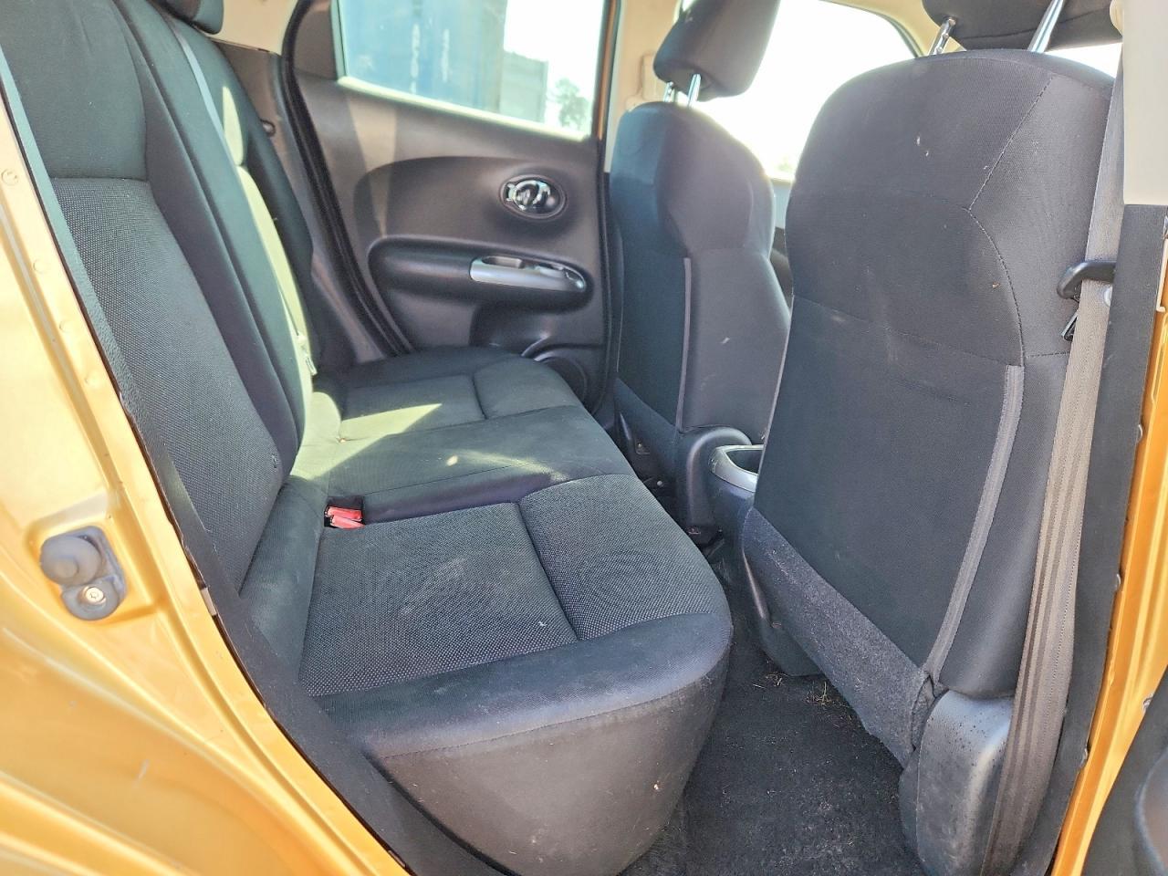 2013 Nissan Juke S - zdjęcie 11