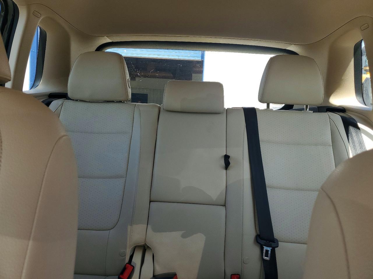 2016 Volkswagen Tiguan S - zdjęcie 10