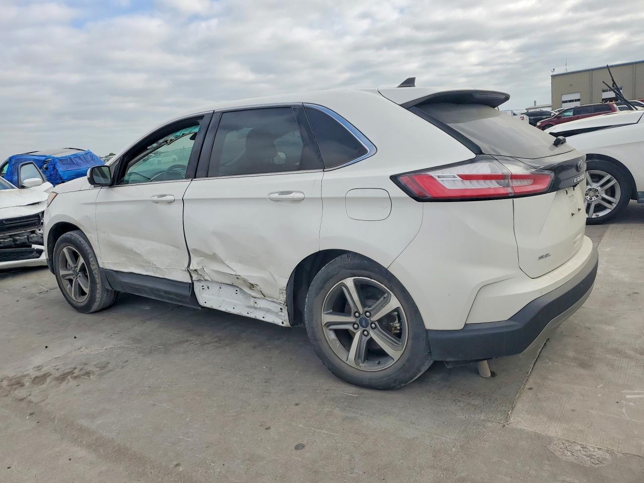 2021 Ford Edge Sel - zdjęcie 2