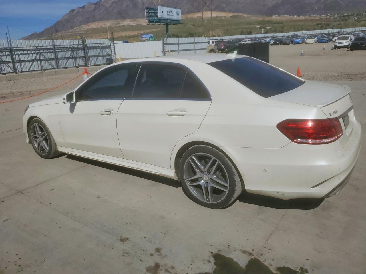 2015 Mercedes-Benz E 350 - zdjęcie 2