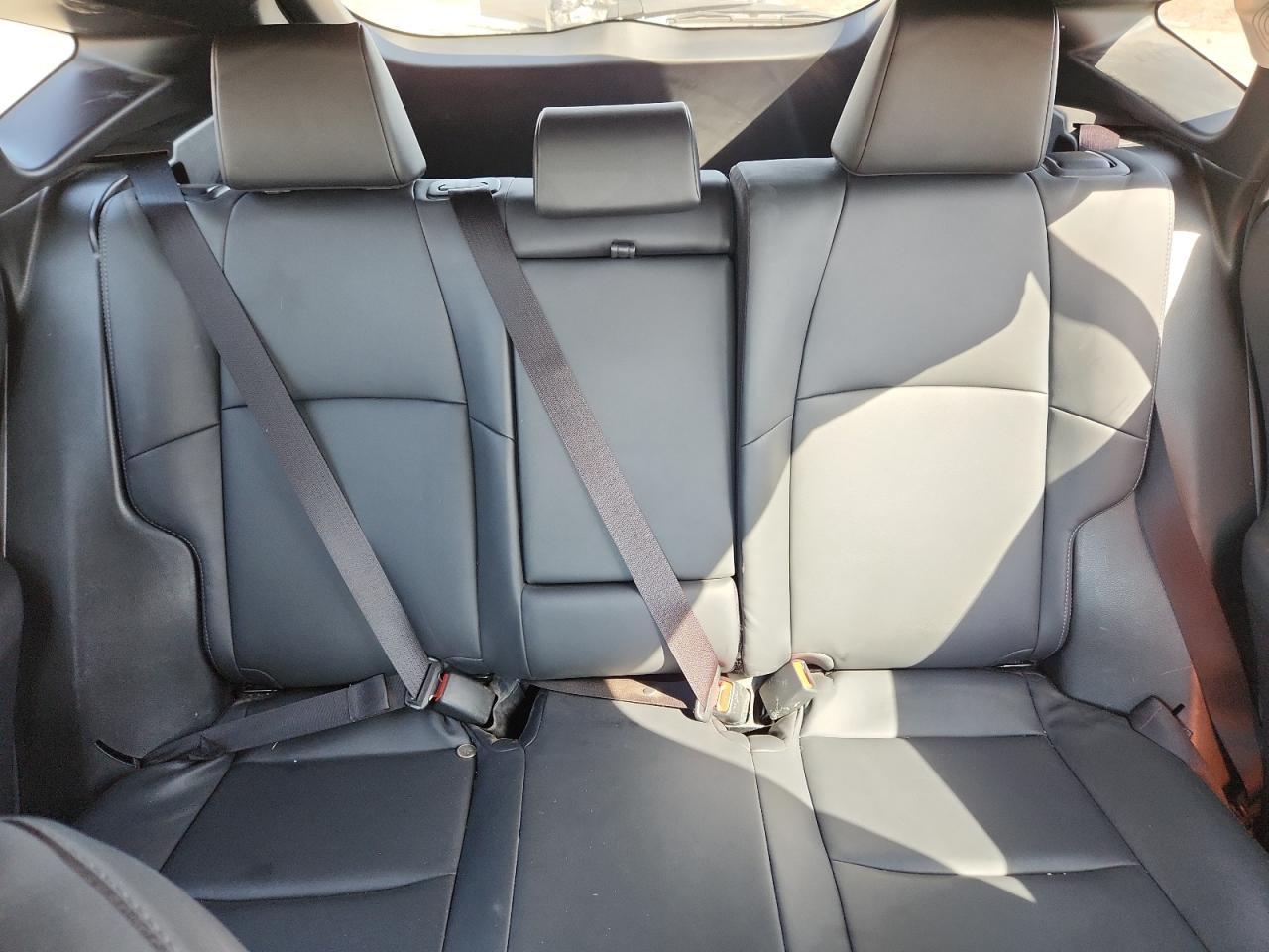 2024 Toyota Venza Nightshade Edition - zdjęcie 10