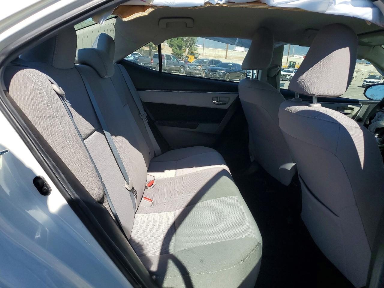 2014 Toyota Corolla - zdjęcie 10