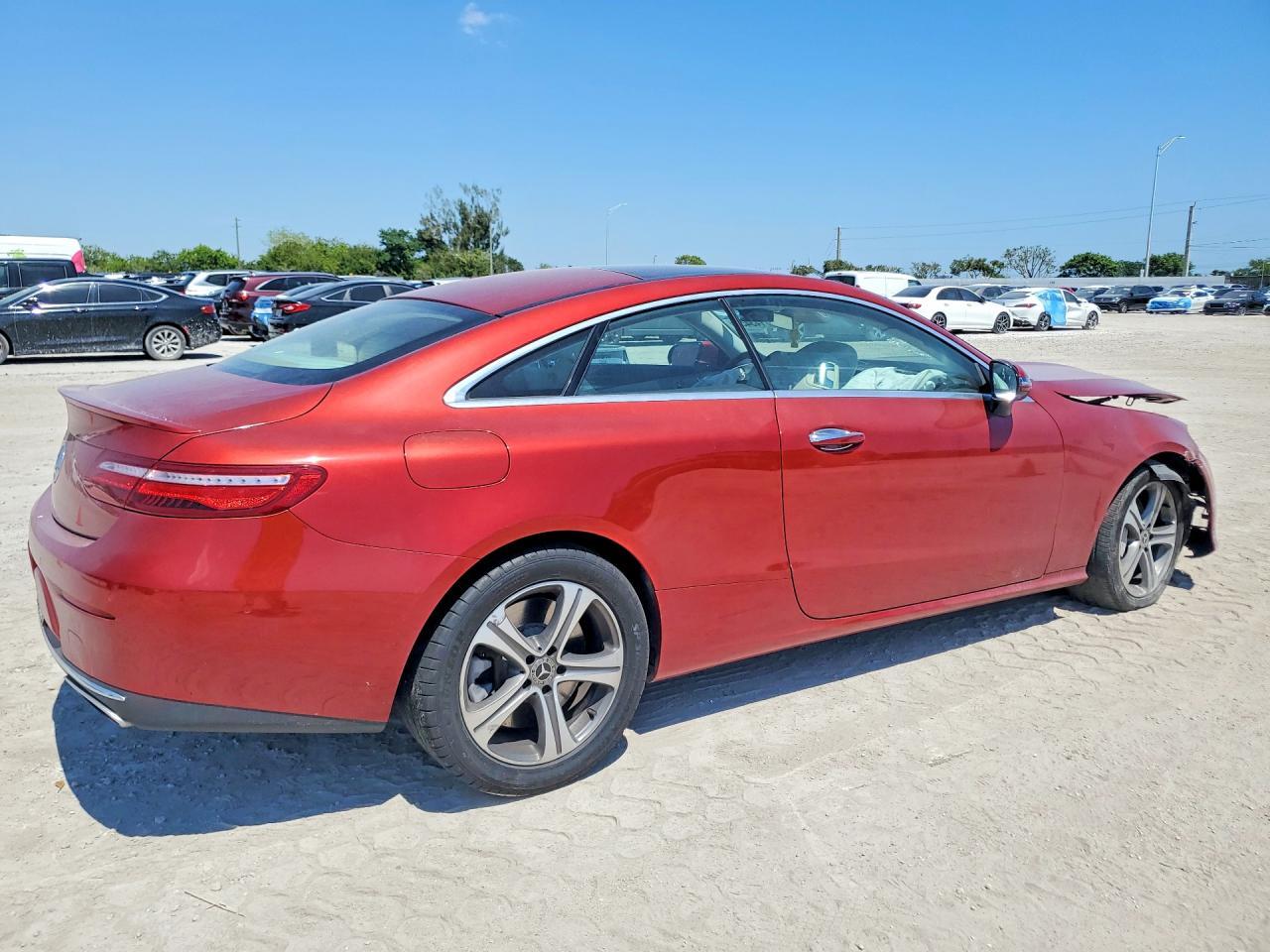2018 Mercedes-Benz E 400 - zdjęcie 3