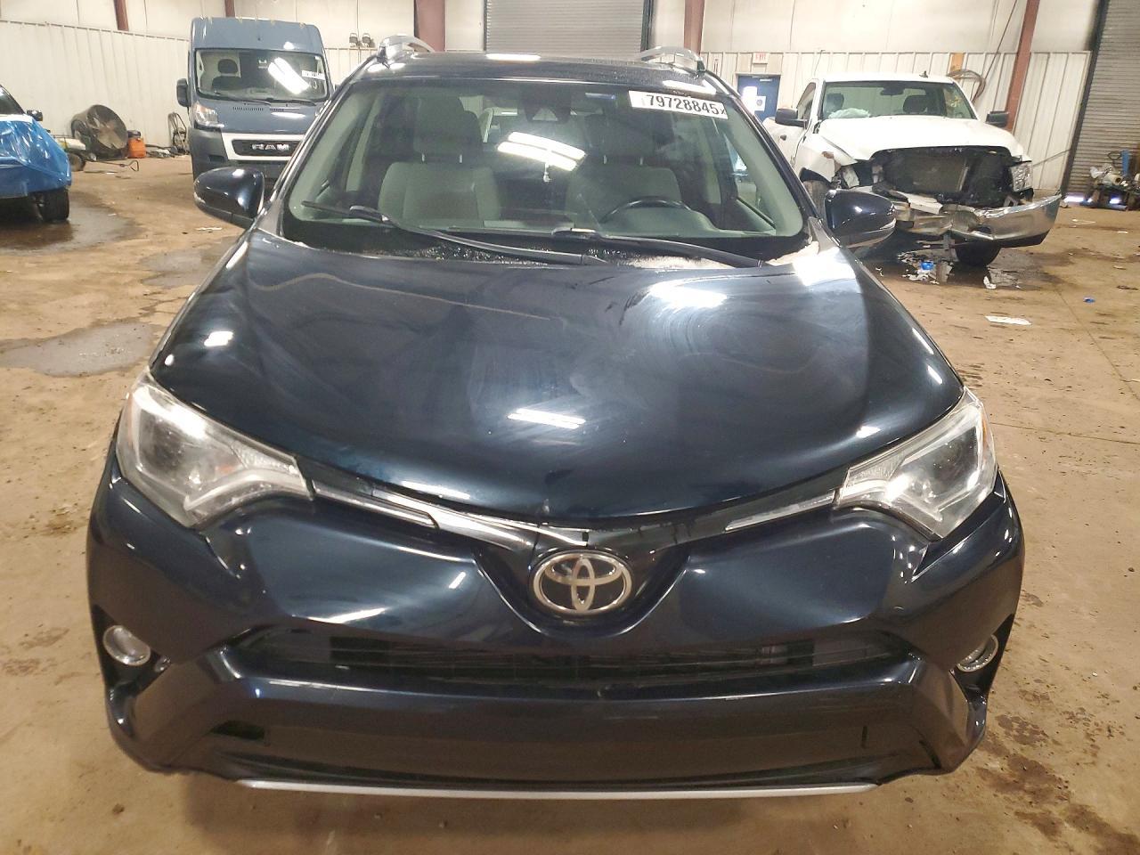 2017 Toyota Rav4 Xle - zdjęcie 5