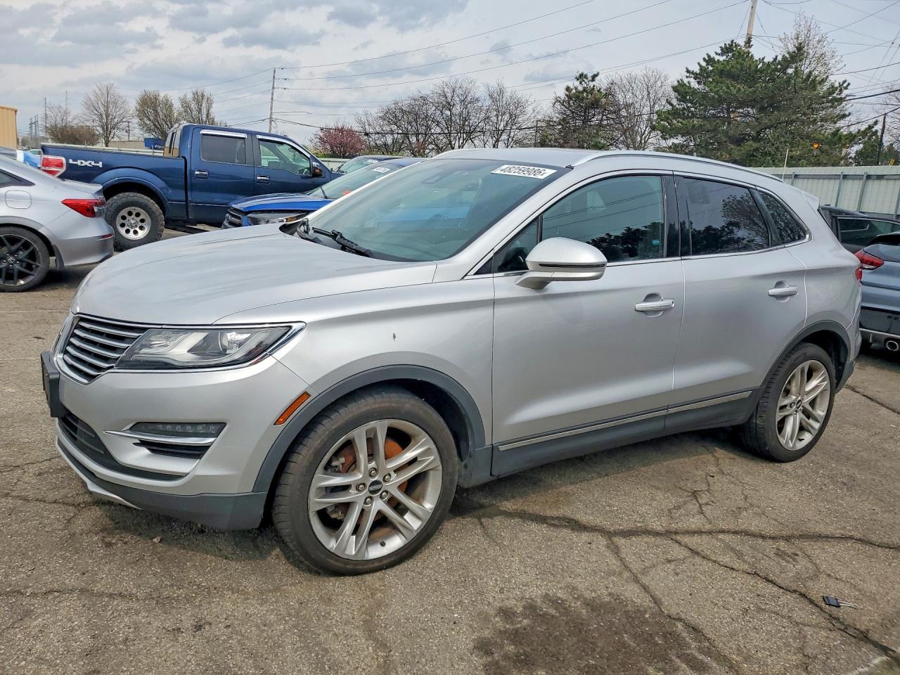 2017 Lincoln Mkc Reserve - zdjęcie główne