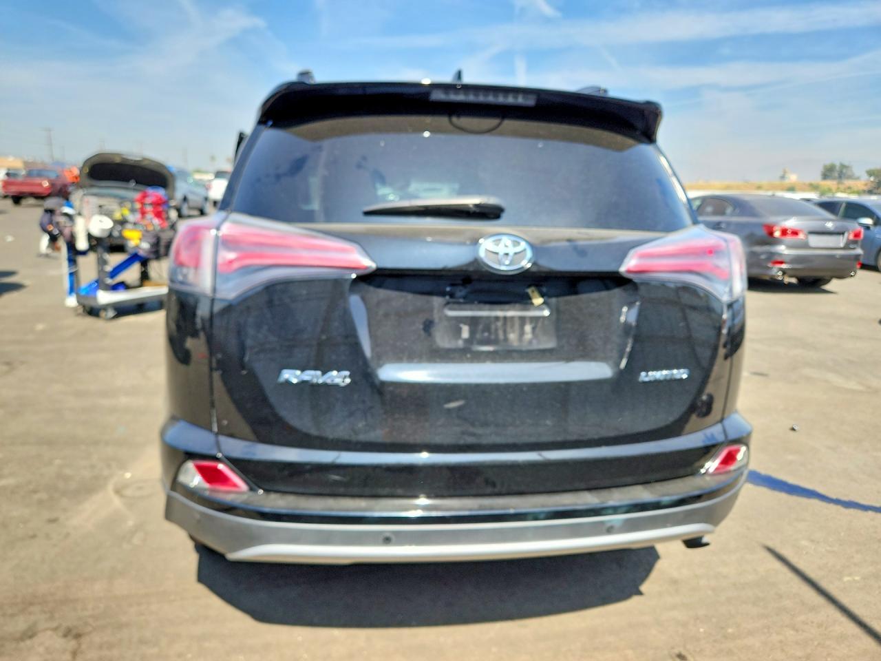 2017 Toyota Rav4 Limited - zdjęcie 6