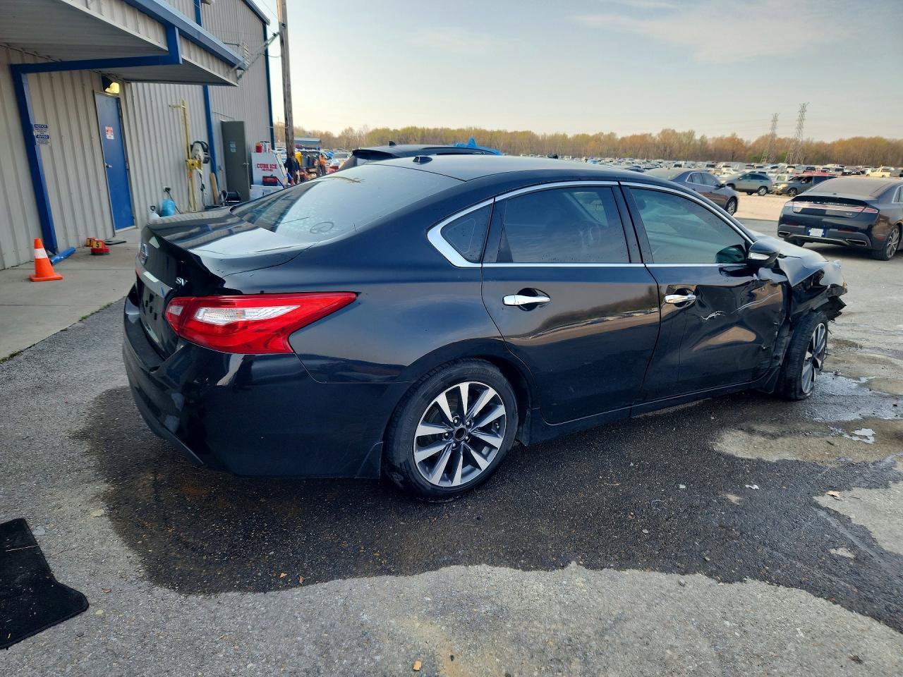 2016 Nissan Altima 2.5 Sv - zdjęcie 3