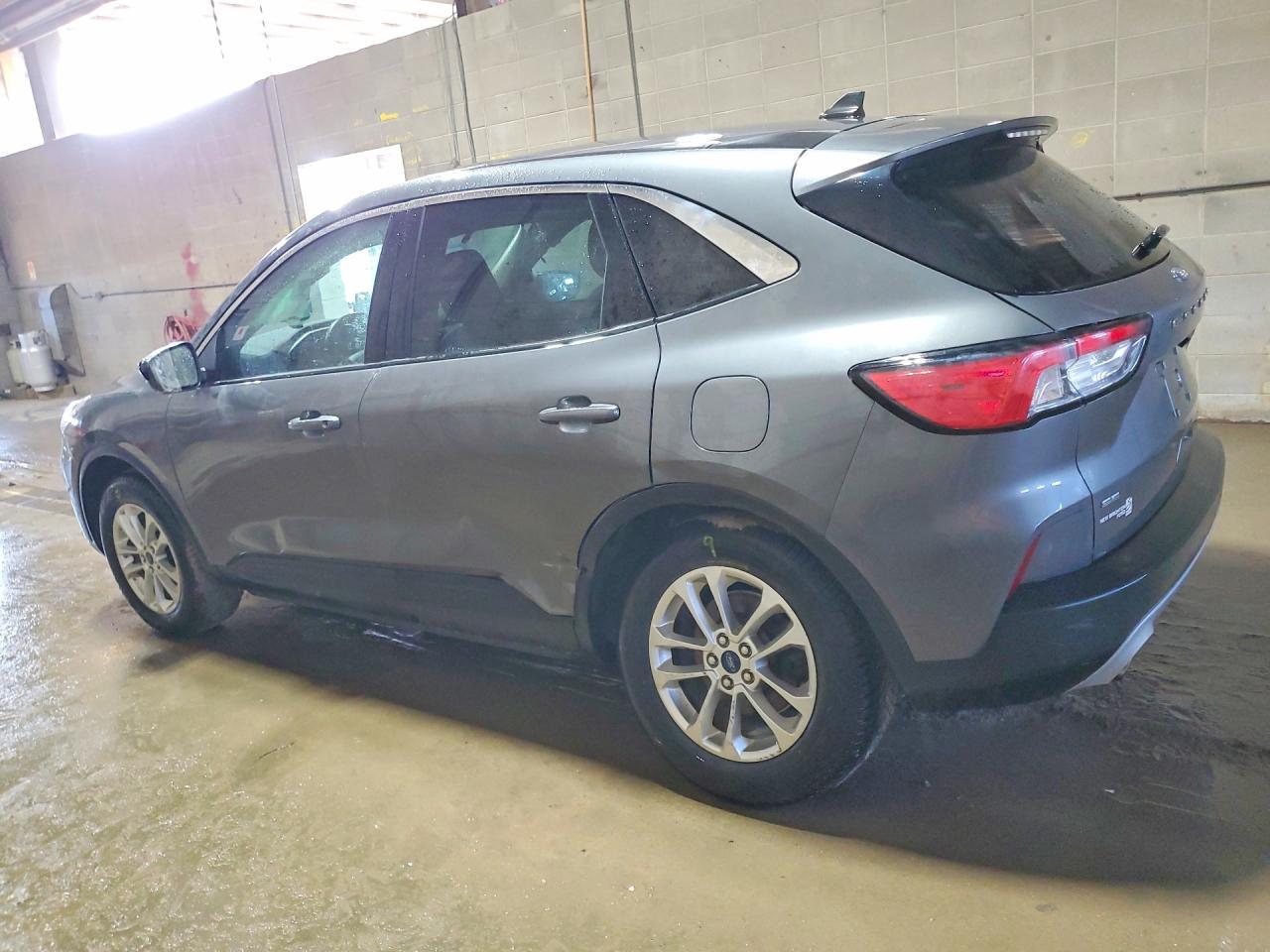 2021 Ford Escape Se - zdjęcie 2