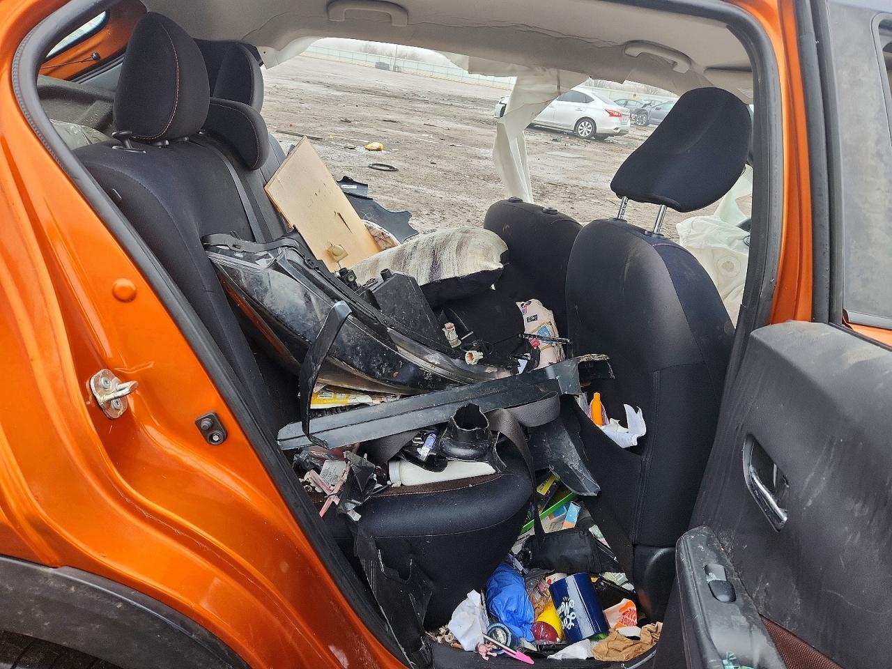 2019 Nissan Kicks Sr - zdjęcie 11