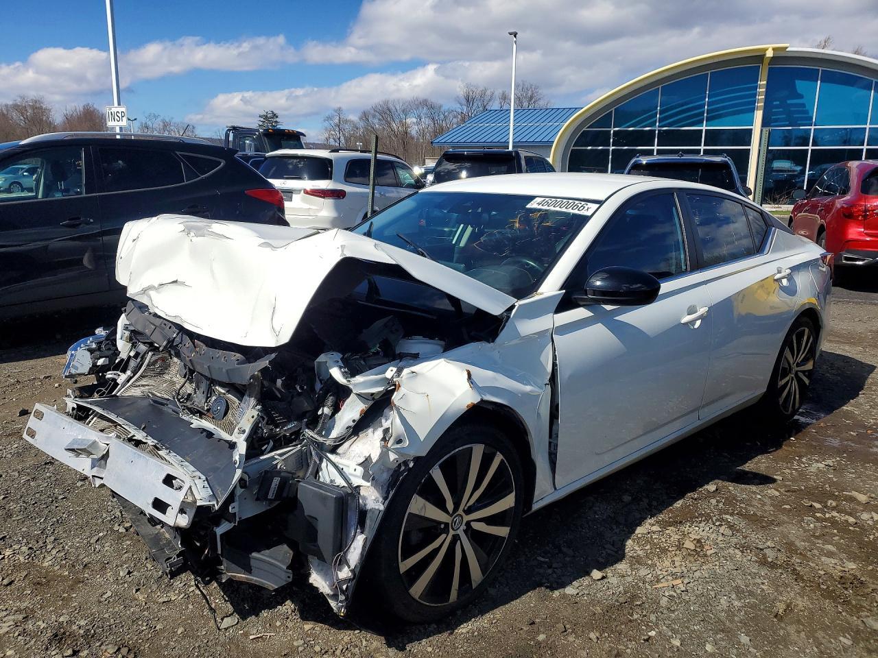 2020 Nissan Altima 2.5 Sr - zdjęcie główne