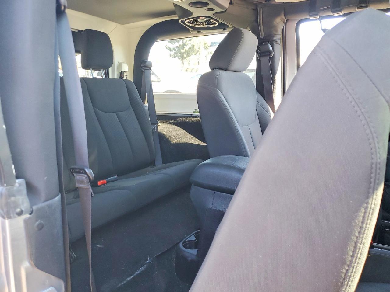 2015 Jeep Wrangler Sport - zdjęcie 10