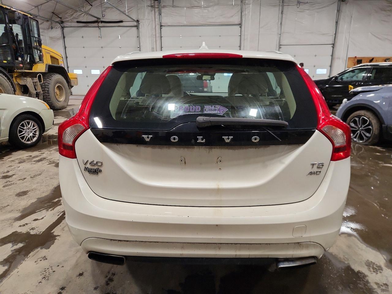 2015 Volvo V60 Premier - zdjęcie 6