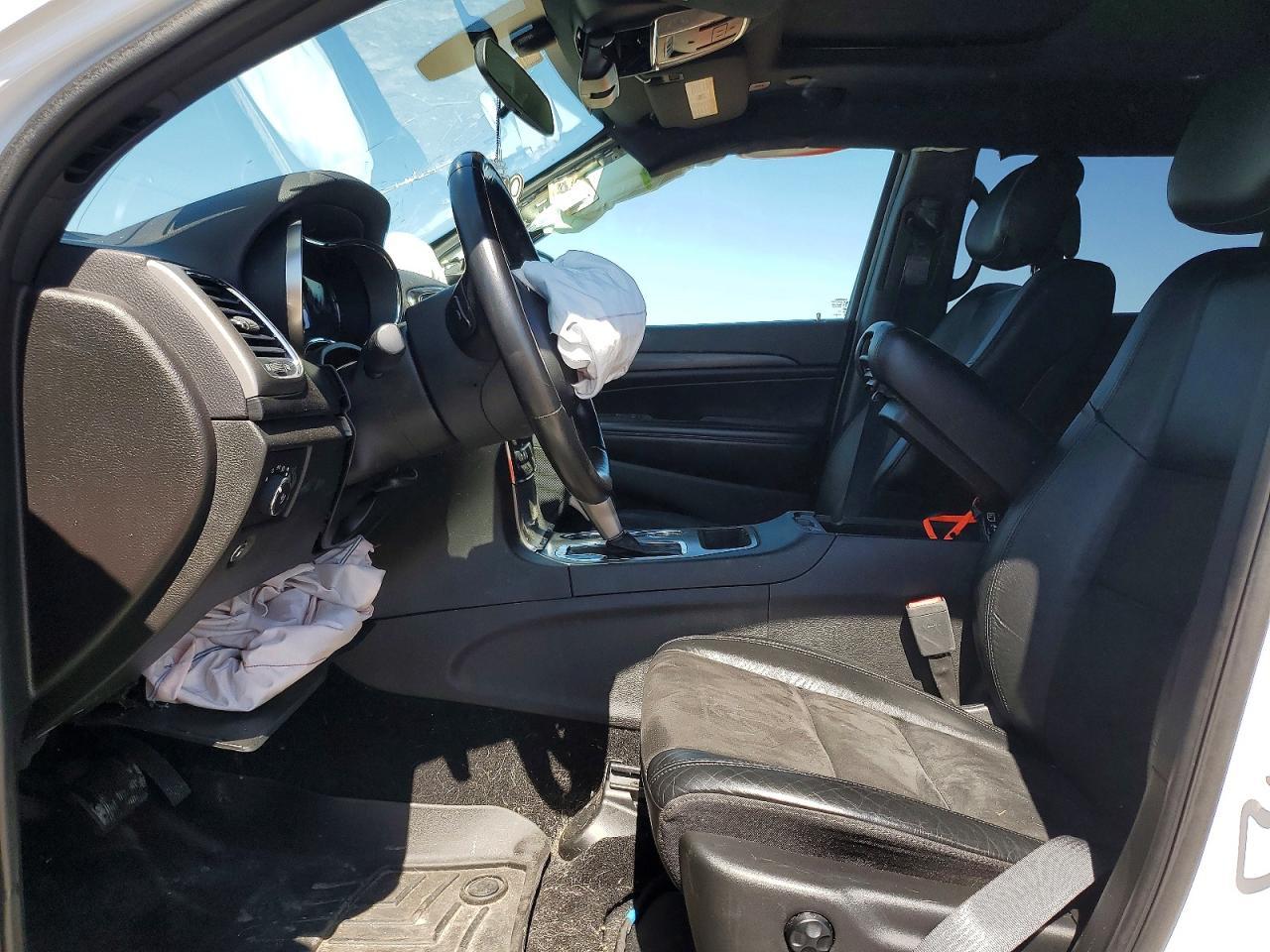 2021 Jeep Grand Cherokee Laredo - zdjęcie 7