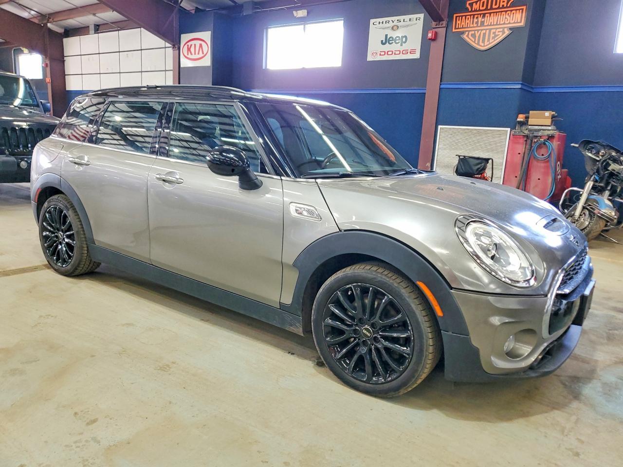 2017 Mini Cooper S Clubman - zdjęcie 4