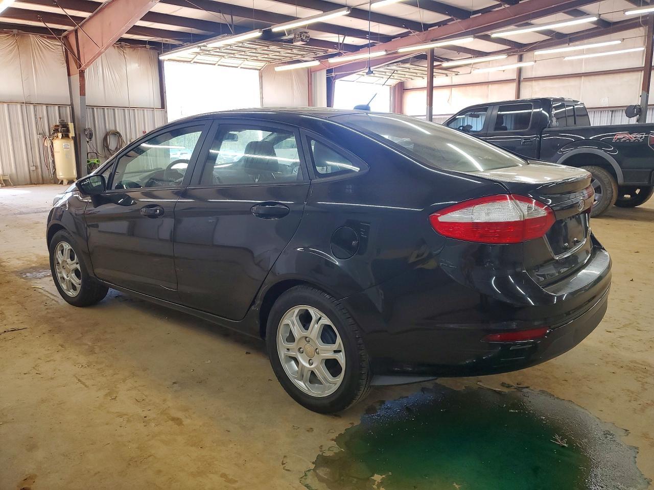 2019 Ford Fiesta S - zdjęcie 2