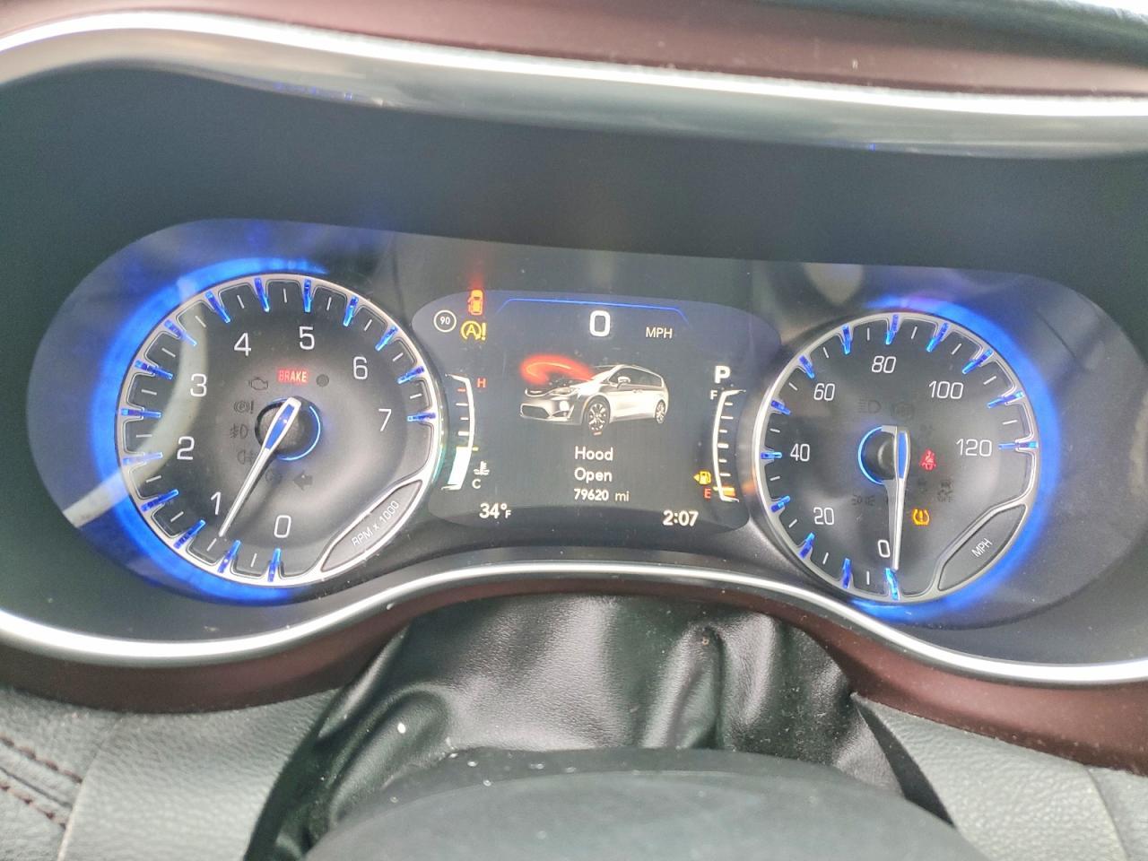 2018 Chrysler Pacifica Limited - zdjęcie 9