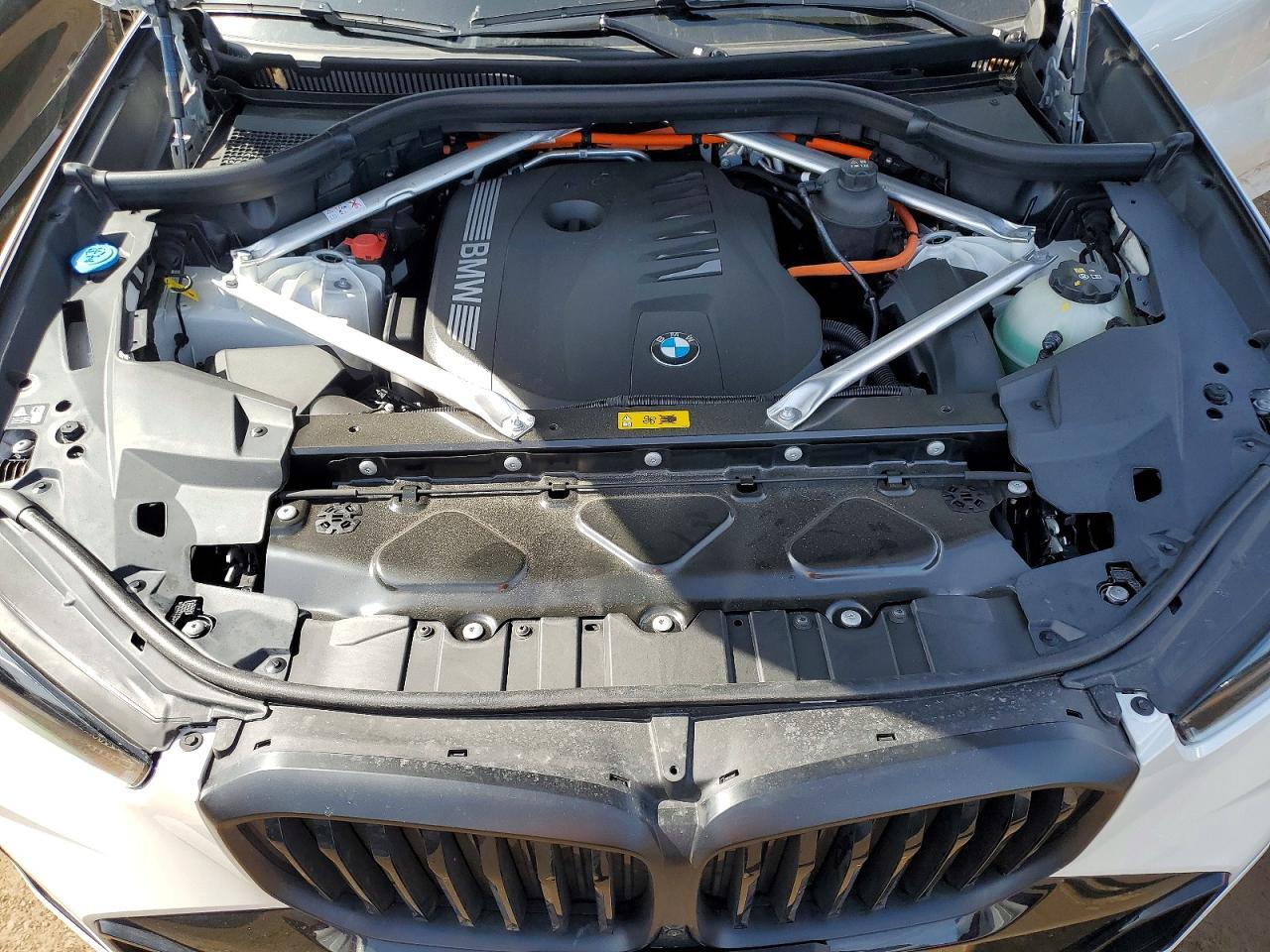2026 BMW X5 xDrive50E - zdjęcie 12