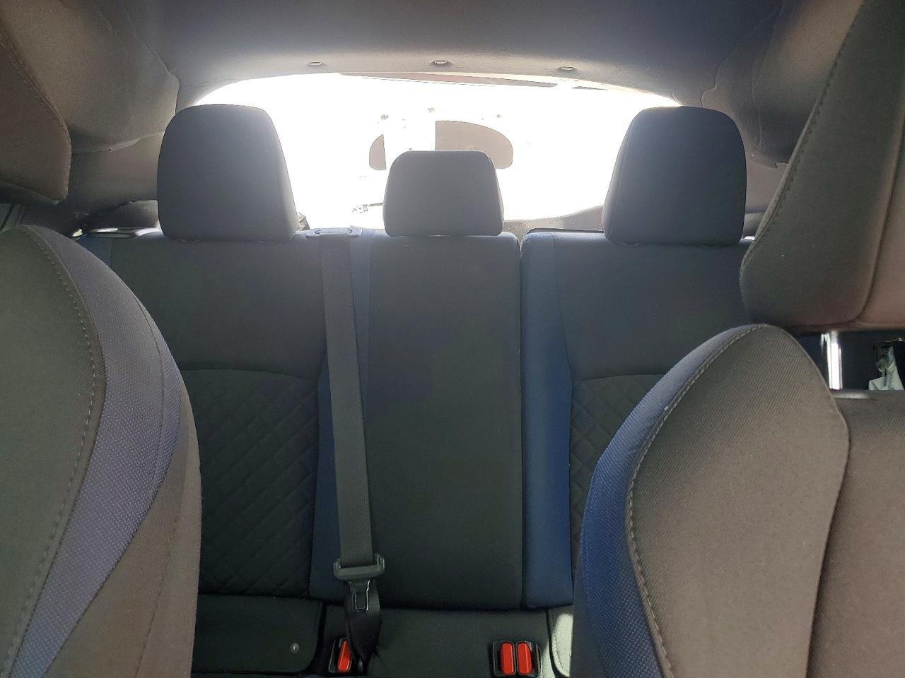 2020 Toyota C-Hr Xle - zdjęcie 10