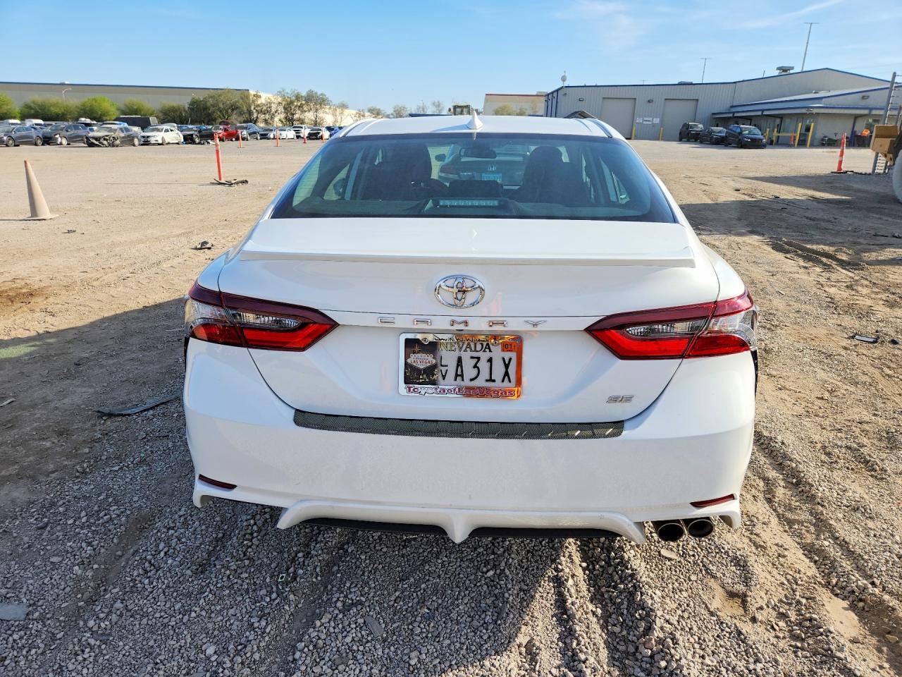 2024 Toyota Camry Se Night Shade - zdjęcie 6