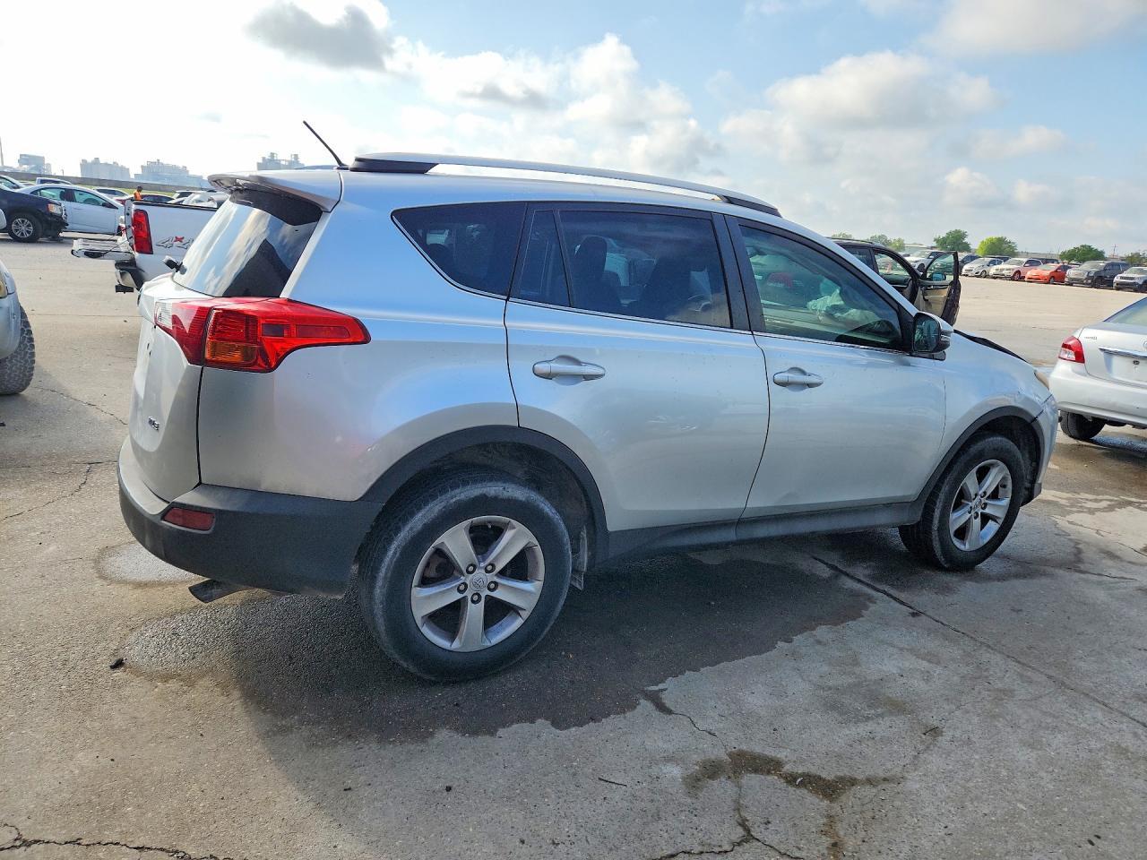2013 Toyota Rav4 Xle - zdjęcie 3