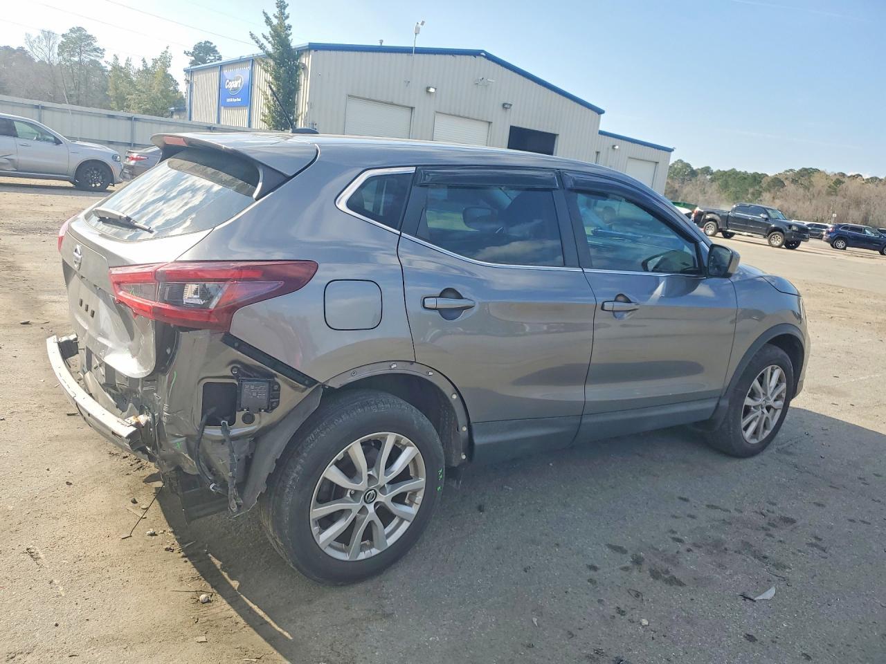 2020 Nissan Rogue Sport S - zdjęcie 3