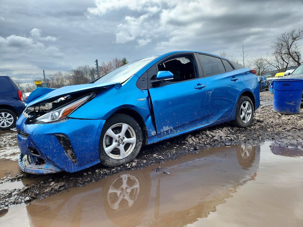 2020 Toyota Prius Le - zdjęcie główne