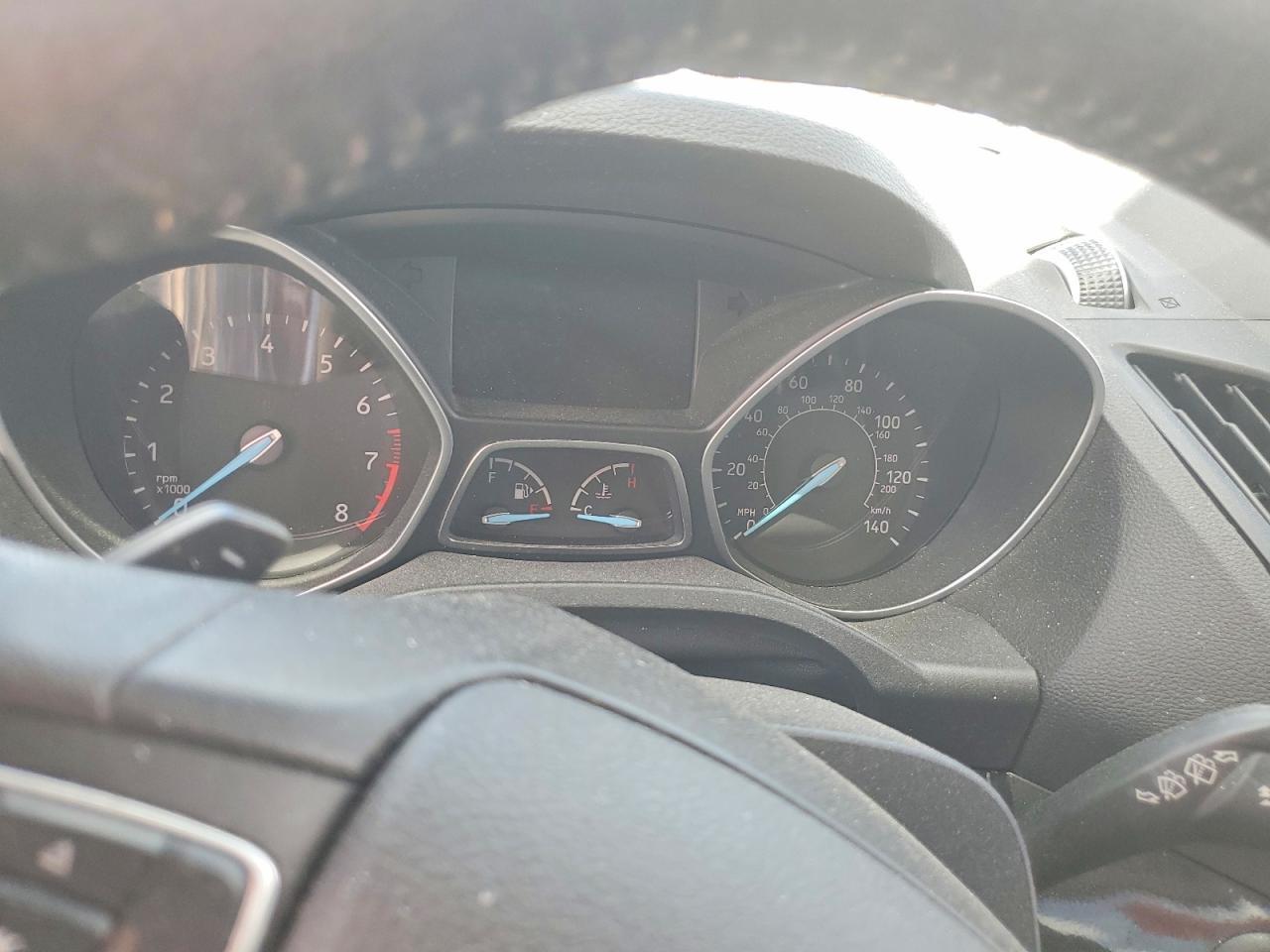 2017 Ford Escape Titanium - zdjęcie 9