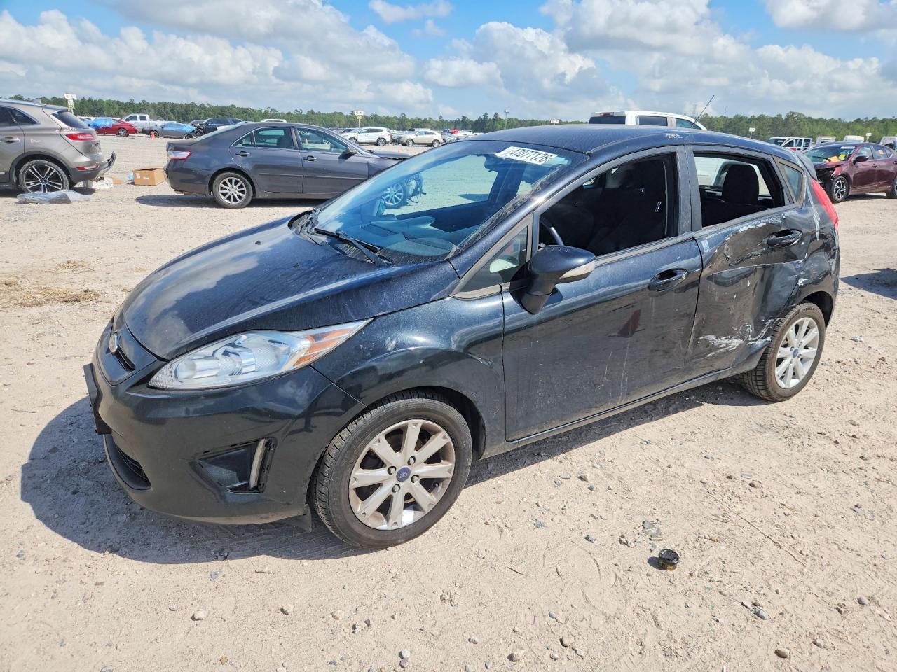 2013 Ford Fiesta Se - zdjęcie główne