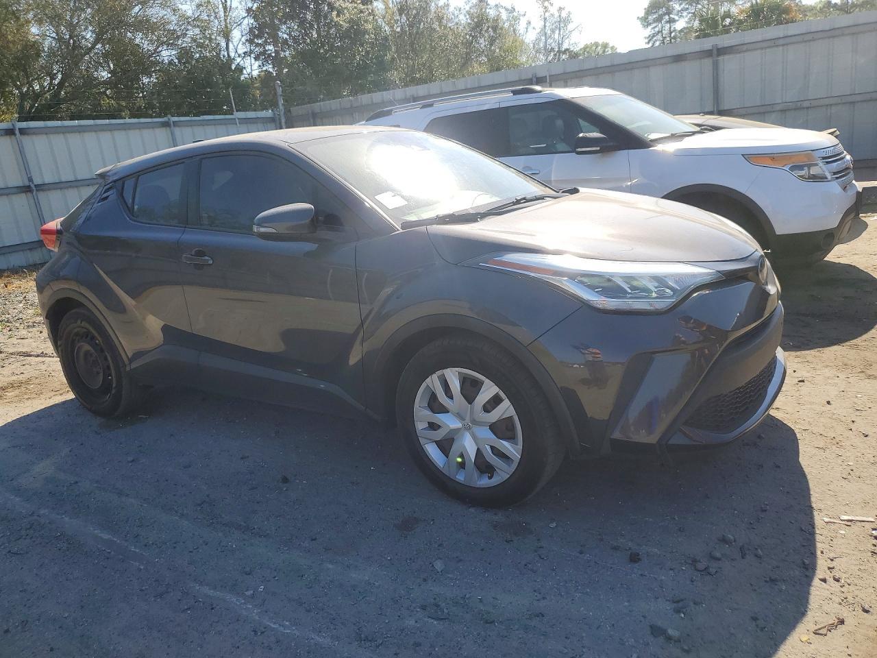 2021 Toyota C-Hr Le - zdjęcie 4