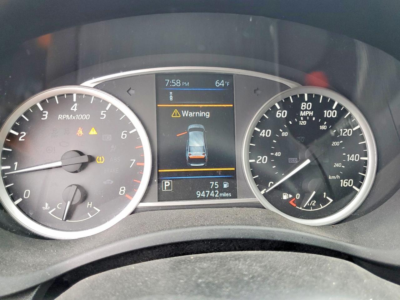 2019 Nissan Sentra Sr - zdjęcie 9